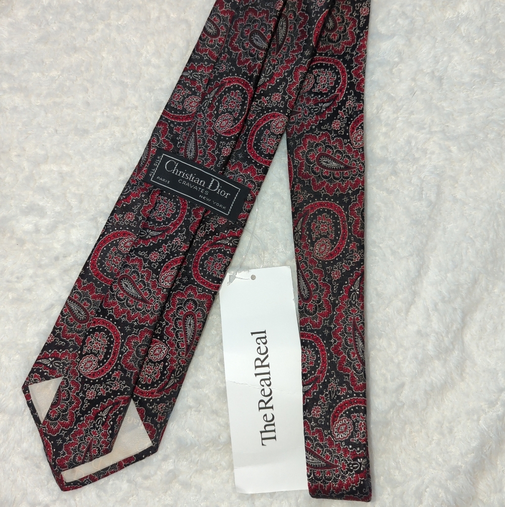 Dior Men's Silk Tie Red and Black Paisley Real Real Vintage Prom Hoco Wedding